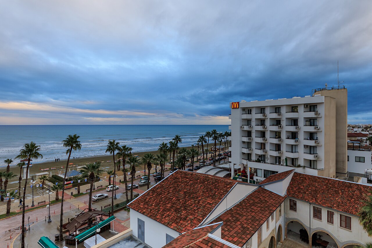 Larnaca Finikoudes seafront